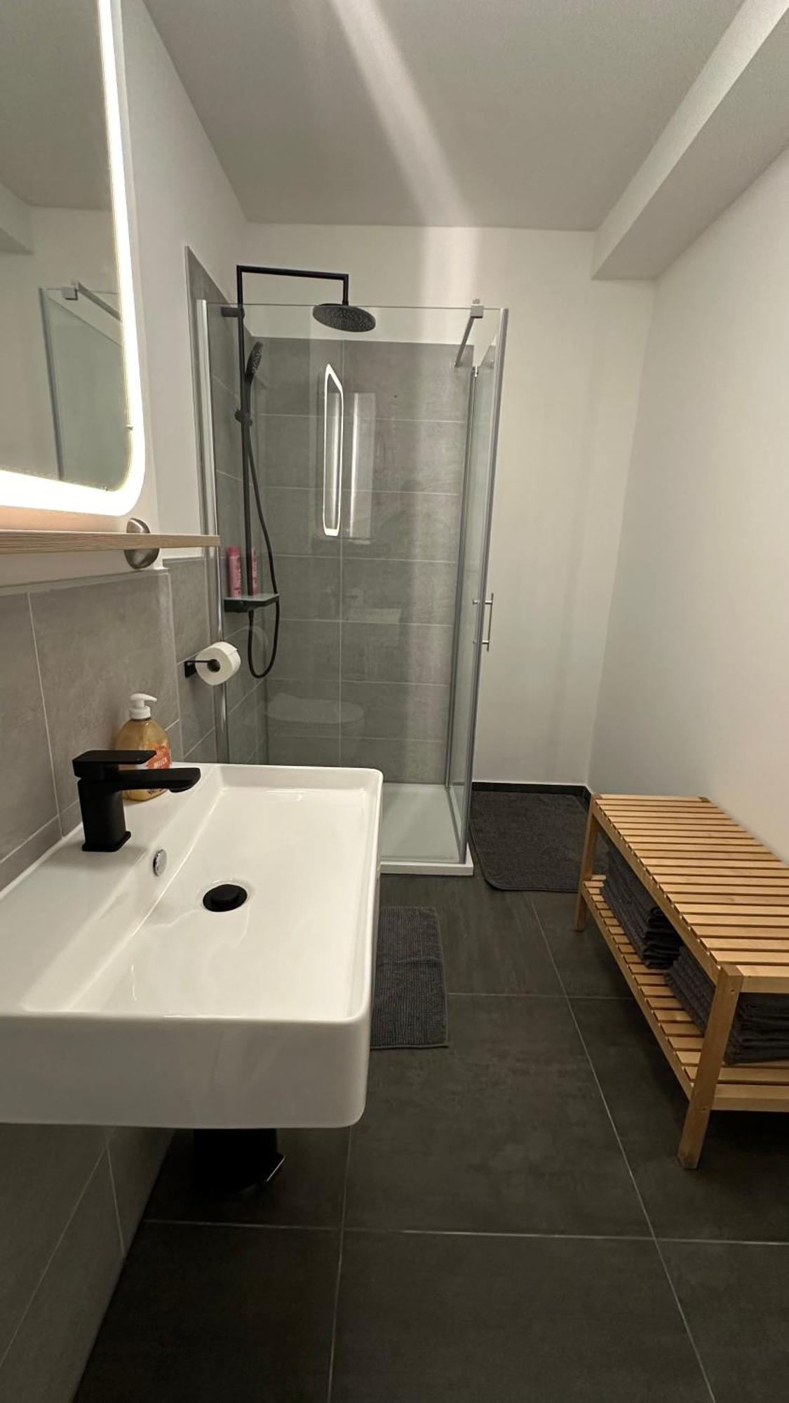 Traumhafte Wohnung Mitten In Charlottenburg Berlin Bagian luar foto
