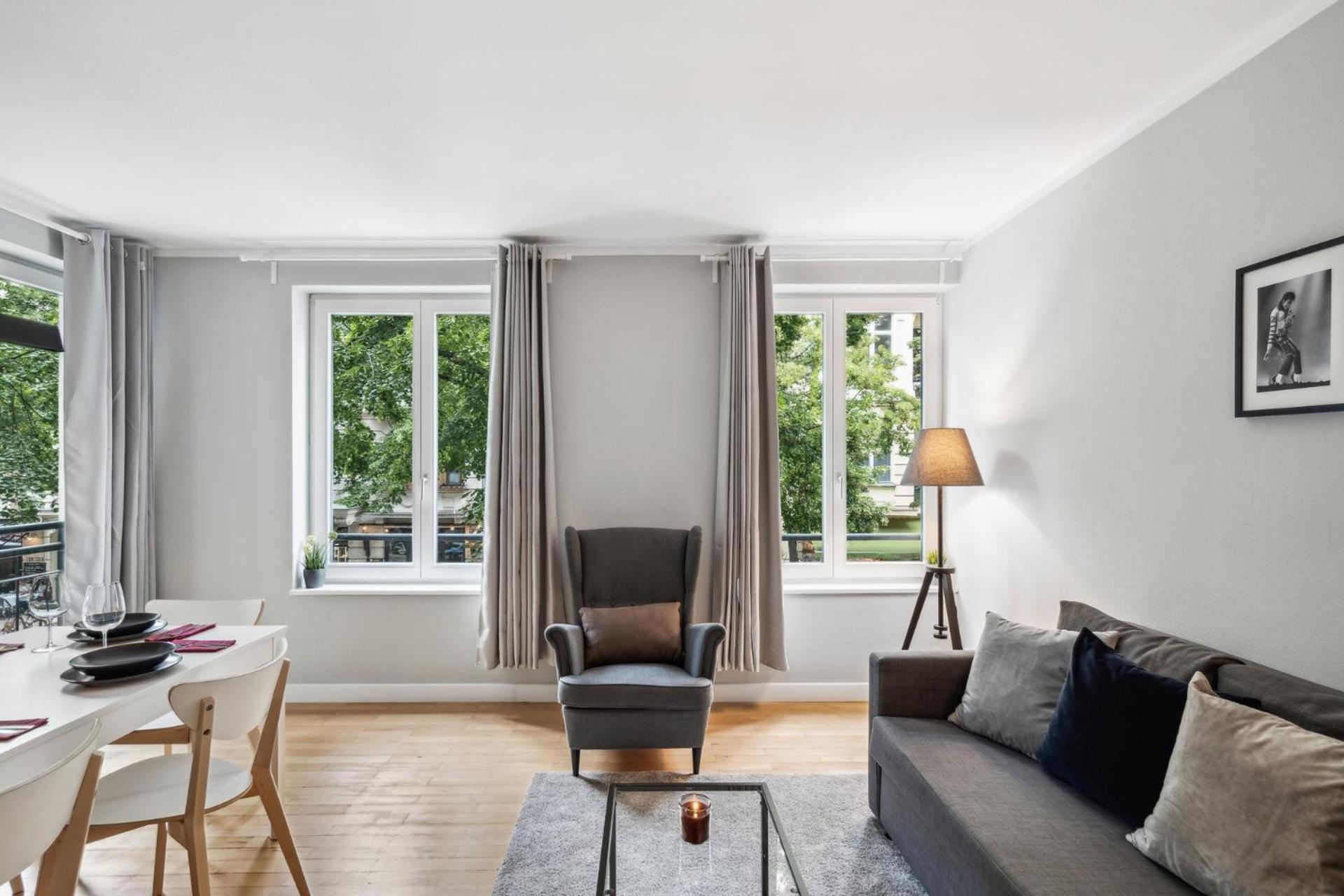 Traumhafte Wohnung Mitten In Charlottenburg Berlin Bagian luar foto